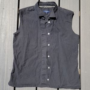 Burberry classic sleeveless cotton button down